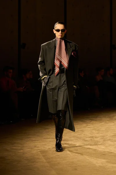 Look 34